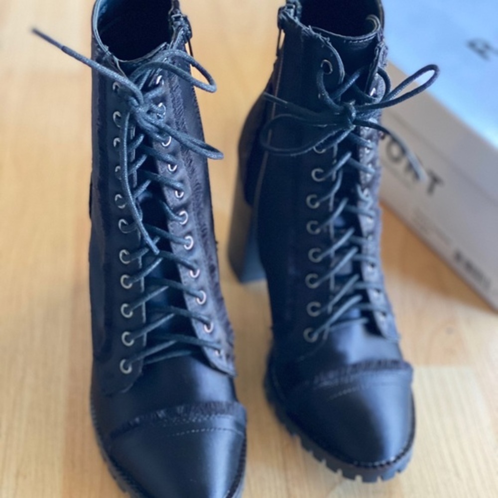 Report Women's Aileen black Ankle Boots size 6.5 - Picture 2 of 7